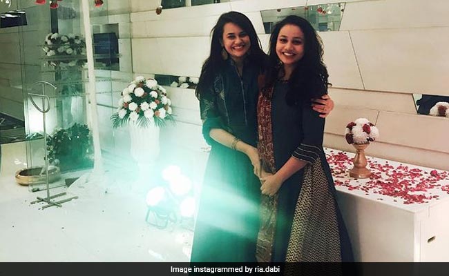 2015 Civil Services Topper Tina Dabi's Sister Qualifies For UPSC Exam