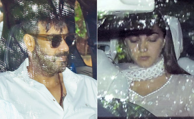 A Day After Akshay Kumar's Mother's Death, Ajay Devgn, Kiara Advani And Other Stars Visit Him