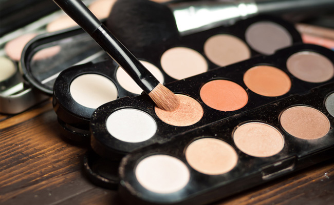 Add These Stunning Eyeshadow Palettes To Your Kit Right Now