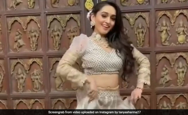 तान्या शर्मा ने माधुरी दीक्षित के सॉन्ग 'ओ रे पिया' पर किया क्लासिकल डांस, Video हुआ वायरल