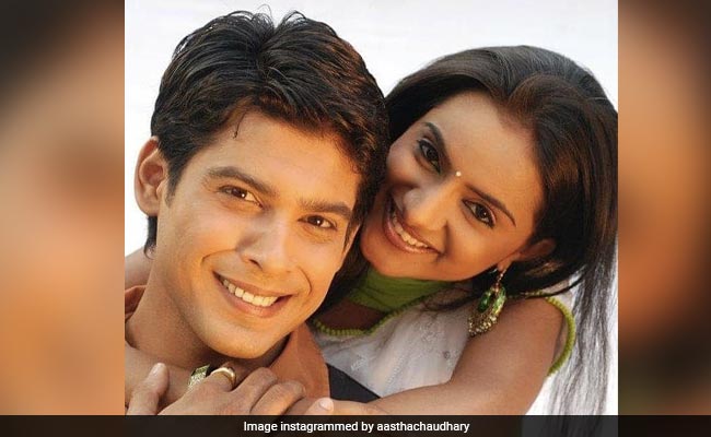 Aastha Chaudhary ने जब Sidharth Shukla को दी अपने 'रोके' की खबर, बिग बॉस विनर बोले थे- घर बसा ले