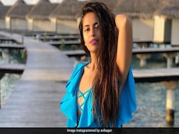 बालिका वधू की 'आनंदी' ने ब्लू स्विमसूट में शेयर की फोटो, खुले बालों में बेहद ग्लैमरस दिखीं अविका गोर बालिका वधू की 'आनंदी' ने ब्लू स्विमसूट में शेयर की फोटो, खुले बालों में बेहद ग्लैमरस दिखीं अविका गोर