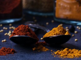 5 Masalas To Prepare Restaurant Style Dal Makhani At Home