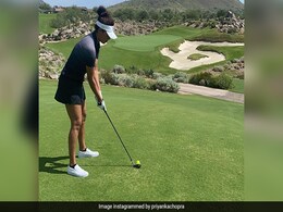 Priyanka Chopra पति निक जोनास संग गोल्फ खेलती आईं नजर, देखें तस्वीरें और Video Priyanka Chopra पति निक जोनास संग गोल्फ खेलती आईं नजर, देखें तस्वीरें और Video