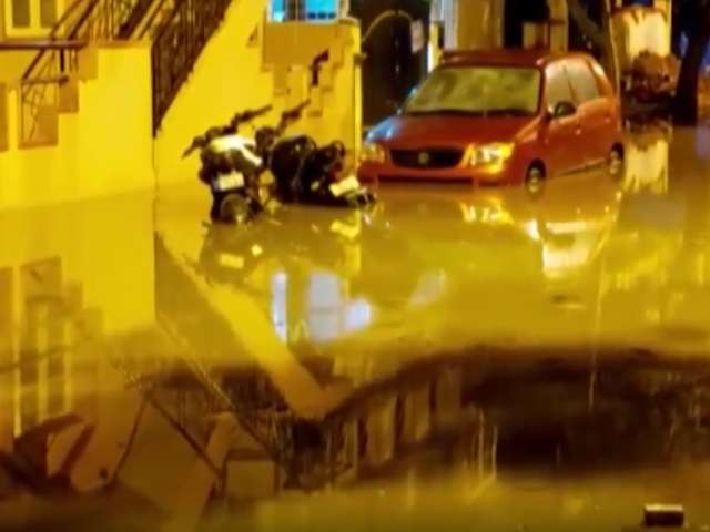 Bengaluru Lake Overflows, Several Localities Flooded After Heavy Rains