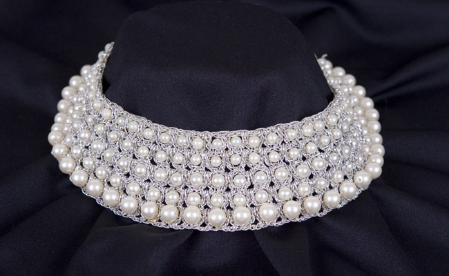 5 Stunning Choker Sets To Accentuate Your Ethnic Fashion Looks