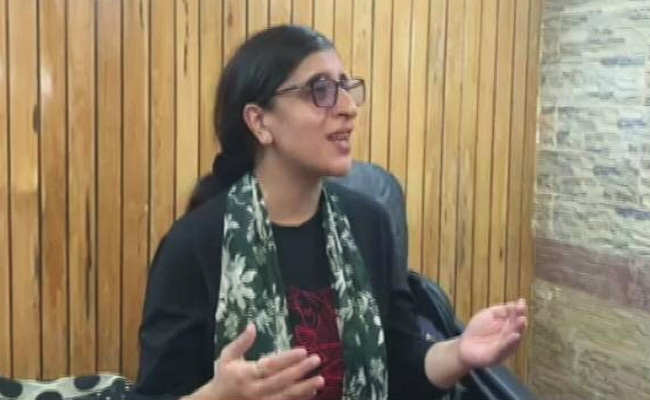 'Won't Cry, It Will Be Tribute To Gunmen': Killed J&K Chemist's Daughter