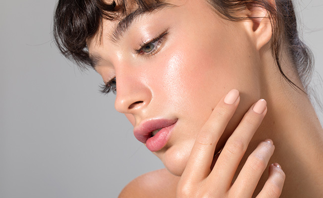 Expert Advice On Why You Should Try Microexfoliation, The New Beauty Trend To Get Clear Skin