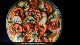 Chicken Dabba Gosht Recipe: The Creamy And Decadent Bohri Dish That Has It All