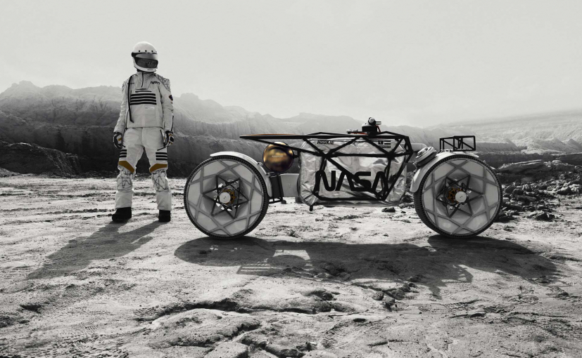 Tardigrade Custom-Built Moon Rover Motorcycle Unveiled