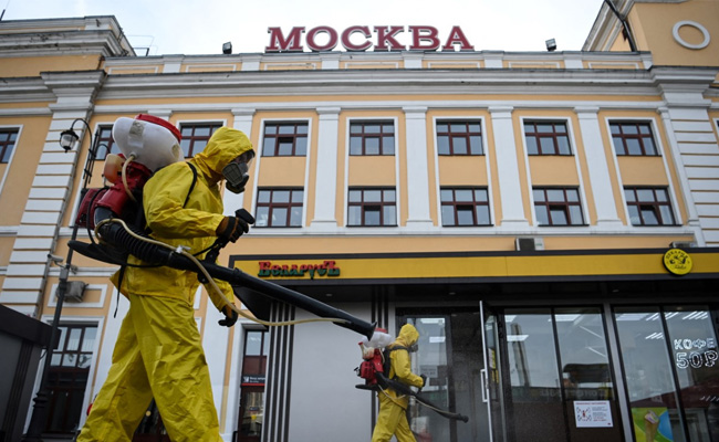 October Deadliest Month Of Pandemic In Russia With 75,000 Deaths