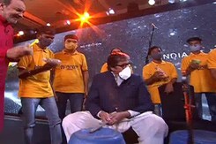 Amitabh Bachchan On Drums, Dharavi Rocks Sends Message Through Music Amitabh Bachchan On Drums, Dharavi Rocks Sends Message Through Music
