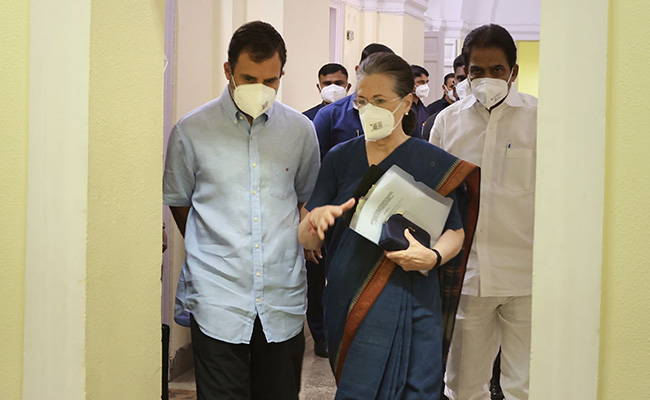Congress Sends Senior Leaders To Election States To Keep Flock Together: Report