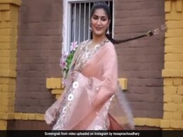 Sapna Choudhary ने 'बन के चली मोरनी' सॉन्ग पर किया डांस, Video ने इंटरनेट पर मचाया धमाल Sapna Choudhary ने 'बन के चली मोरनी' सॉन्ग पर किया डांस, Video ने इंटरनेट पर मचाया धमाल