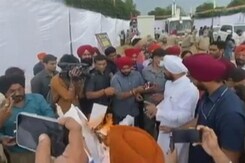 Punjab Chief Minister Burns Unpaid Power Bill Copies As He Waives Them Off Punjab Chief Minister Burns Unpaid Power Bill Copies As He Waives Them Off