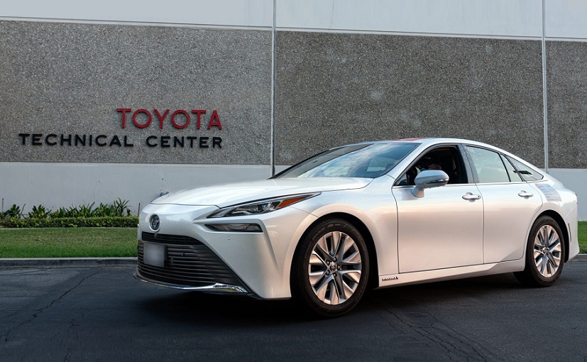 Hydrogen Power Cannot Catch Up To Battery Powered EVs: Study