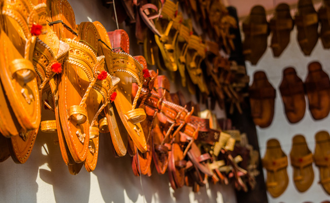 5 Kolhapuri Slippers For Women That Will Pair Well With Your Ethnic Outfit