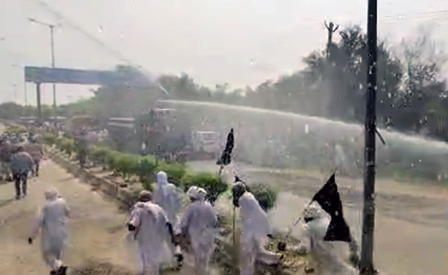 Water Cannons Used As Protesting Farmers Clash With Cops In Haryana