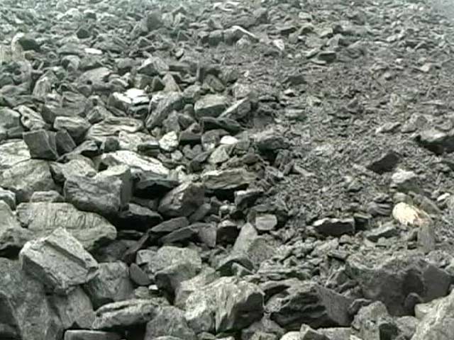 Coal Crisis: रेलवे ने कहा, 'कोयला ढुलाई के लिए हमारे पास रैक की कोई कमी नहीं'