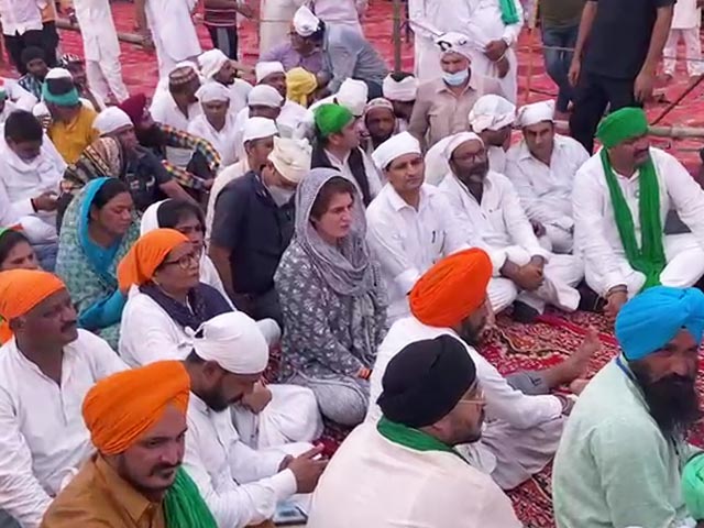 Priyanka Gandhi In UP's Lakhimpur Kheri To Pay Tribute To Farmers Killed