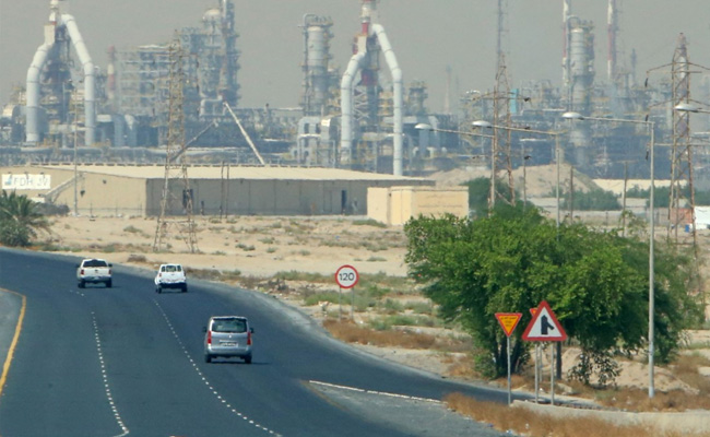 Fire Erupts At Kuwait Oil Refinery, Several Injuries Reported