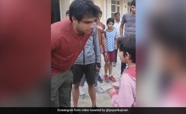 नीरज चोपड़ा से बच्ची ने कहा- हमारे फेवरेट  तो आप ही हो, Video ने जीता लोगों का दिल, बोले- सबका हीरो