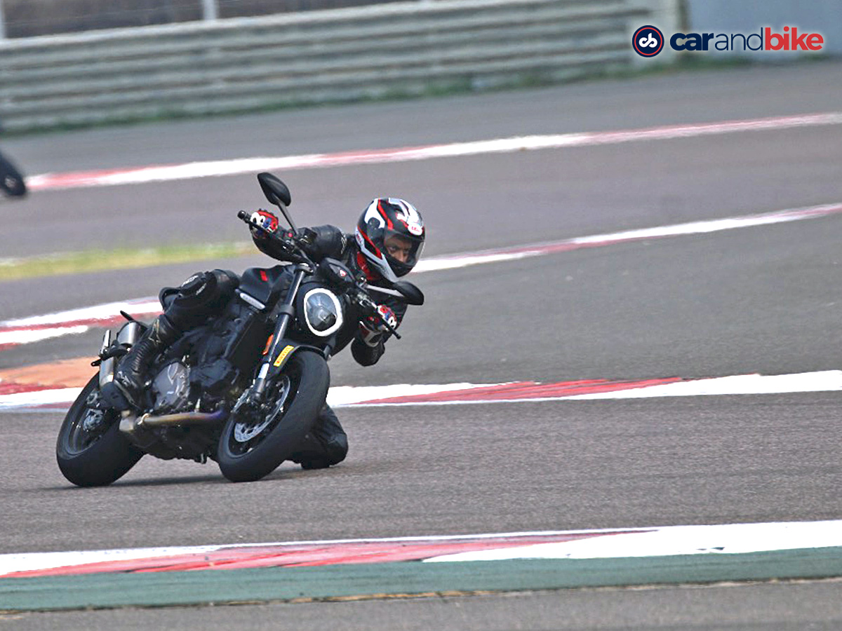 2021 Ducati Monster: Top 5 Highlights