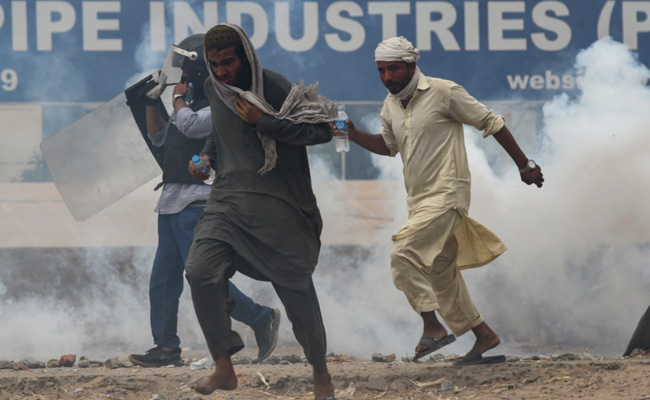 Pak Paramilitary Troops Called In To Stop Banned Group's March: Report