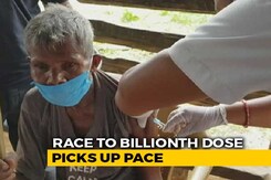 Race To Billionth Vaccine Dose Picks Up Pace Race To Billionth Vaccine Dose Picks Up Pace
