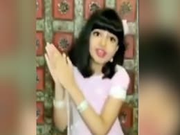 ऐश्वर्या राय की बेटी आराध्या बच्चन ने यूं की सिया राम की आरती, लोग बोले- संस्कार हो तो ऐसे...देखें Video ऐश्वर्या राय की बेटी आराध्या बच्चन ने यूं की सिया राम की आरती, लोग बोले- संस्कार हो तो ऐसे...देखें Video
