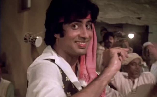 Amitabh Bachchan's Birthday Special Jukebox: 10 Iconic Songs To Take You Back In Time