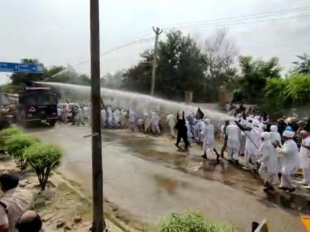 Water Cannons Used As Protesting Farmers Clash With Cops In Haryana