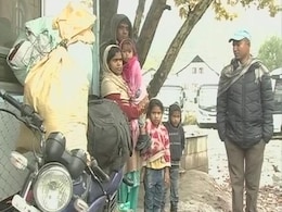 Spooked By Killings, Workers From Other States Line Up To Leave J&K Spooked By Killings, Workers From Other States Line Up To Leave J&K