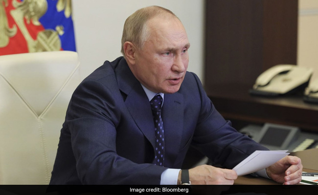 "Not Covid," Says Putin, Seen Repeatedly Coughing On State Television