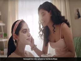 घर पर bleach कर रही हैं तो अपनाएं ये तरीका, गलत ढंग से करने पर जल सकता है आपका चेहरा घर पर bleach कर रही हैं तो अपनाएं ये तरीका, गलत ढंग से करने पर जल सकता है आपका चेहरा