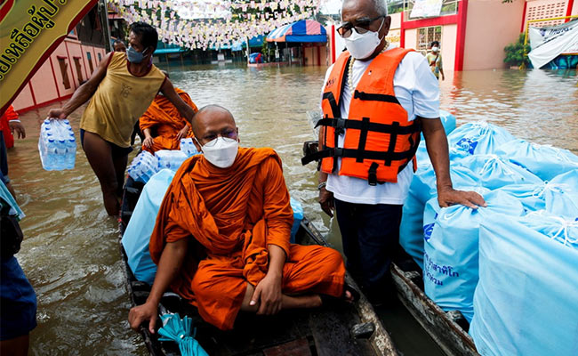 Temples Underwater, Monks Paddle Boats As Floods Hit Historic Thailand City