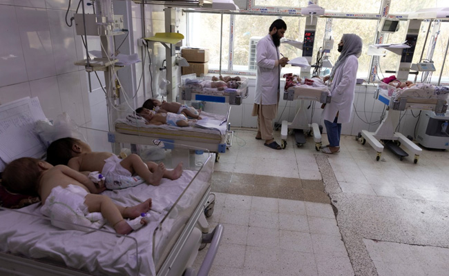 Health Workers Struggle With Staff Shortage At Children's Hospital In Kabul