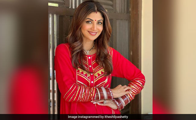 Karwa Chauth 2021: Inside Shilpa Shetty, Sonali Bendre, Yami Gautam, Mira Rajput And Others' Celebrations