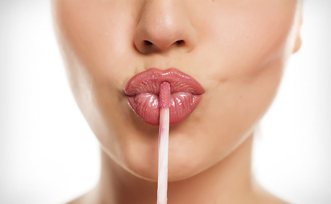 Trust These 5 Best Liquid Lipsticks To Add a Pop Of Colour To Your Look