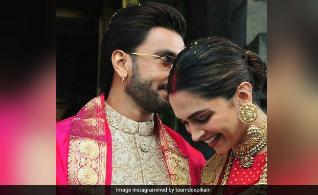 Ranveer Singh Compares His Love Story With Deepika Padukone To This Chetan Bhagat Novel