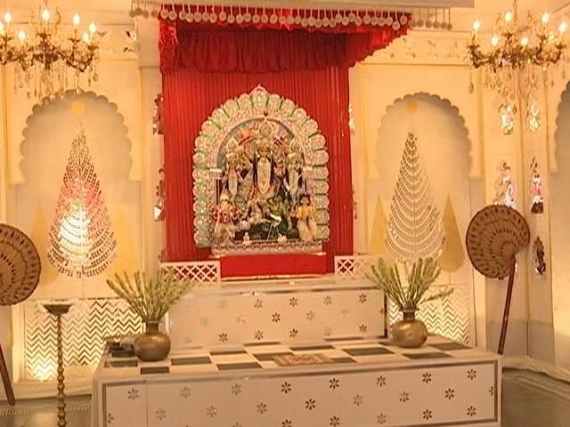 No Entry At This Delhi Durga Puja Pandal Without Mask, Vaccine Certificate