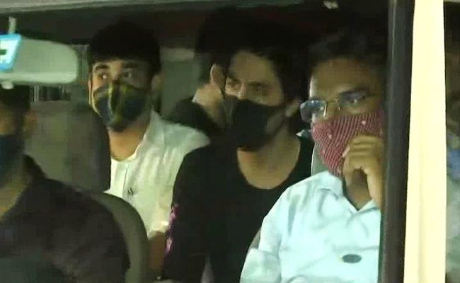 "Chats About Football": Aryan Khan's Lawyer On Narcotics Agency's Claim