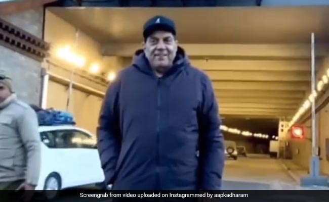 'अटल टनल' को देख खुश हुए धर्मेंद्र, बोले- यह किसी अजूबे से कम नहीं...देखें Video