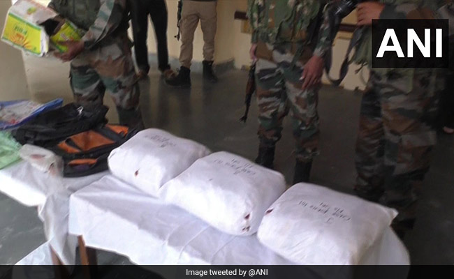 Over 25 Kg Drugs With "Pakistani Markings" Seized Near Border In J&K