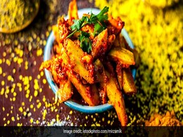 आंवला, हल्दी और अदरक का अचार, जो स्वाद के साथ देगा सेहत भी... आंवला, हल्दी और अदरक का अचार, जो स्वाद के साथ देगा सेहत भी...