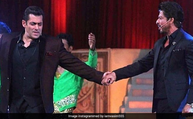 शाहरुख खान के मुश्किल समय में उनके साथ डटकर खड़े हैं सलमान खान, फिर पहुंचे मन्नत