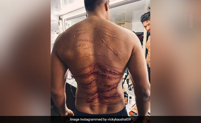 "Cuts That Didn't Make The Cut:" Vicky Kaushal Shares Pic From <i>Sardar Udham</i> Makeup