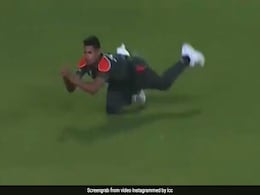 मुस्तफ़िज़ूर रहमान ने 'हवाई कैच' लेकर विश्व क्रिकेट को चौंकाया, देखकर आप भी दंग रह जाएंगे- Video मुस्तफ़िज़ूर रहमान ने 'हवाई कैच' लेकर विश्व क्रिकेट को चौंकाया, देखकर आप भी दंग रह जाएंगे- Video
