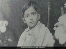 ब्लैक एंड व्हाइट फोटो में दिख रहे बच्चे ने बदल दिया बॉलीवुड फिल्मों का स्वरूप, पहचानने में हुए सभी फेल ब्लैक एंड व्हाइट फोटो में दिख रहे बच्चे ने बदल दिया बॉलीवुड फिल्मों का स्वरूप, पहचानने में हुए सभी फेल