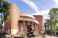 100% Cut-Off Set For 9 Courses In Delhi University Colleges As Admissions Begin 100% Cut-Off Set For 9 Courses In Delhi University Colleges As Admissions Begin